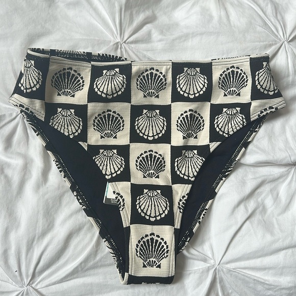 Soleil Shell Hi Leg Good Coverage Bikini Bottom Ripcurl - Picture 1 of 10
